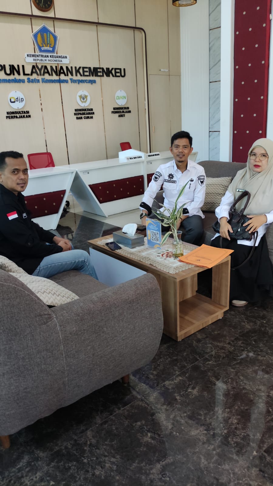 DPMPTSP Konsultasi dengan Pengurus UMKM Sumbar Madani