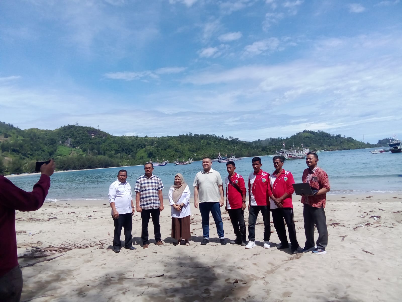 DPMPTSP Dampingi Calon Investor PLTS/Solar Panel