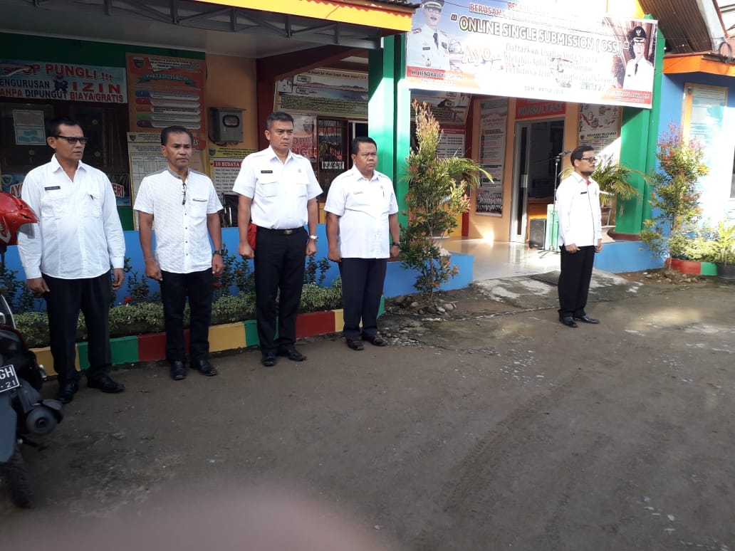 APEL PAGI DI HALAMAN KANTOR DPMPPTSP