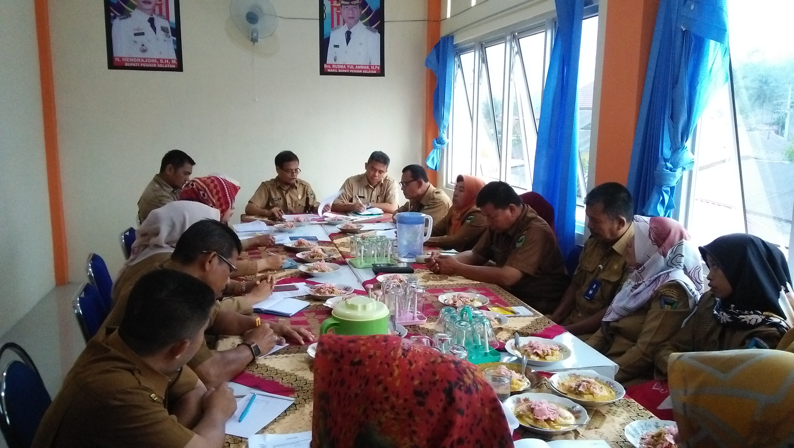 Rapat staf sekaligus Rapat Evaluasi Anggaran